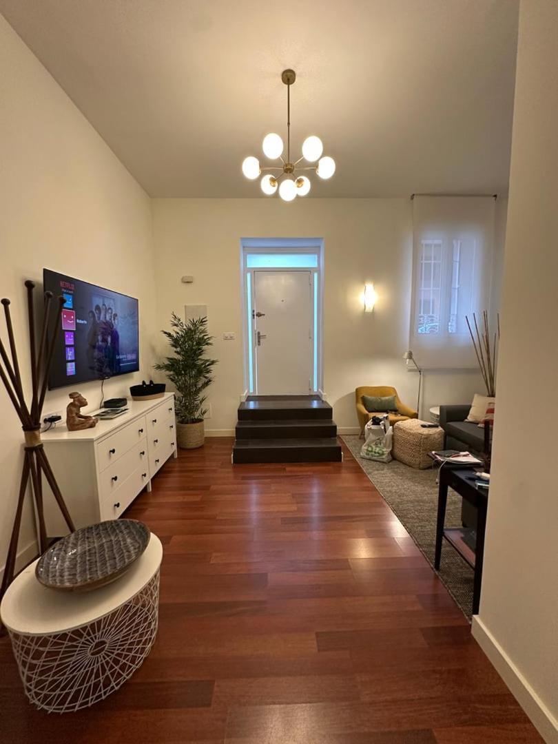 Apartment Stylish & Cozy 1br Steps From Royal Palace | By Airnest Madrid