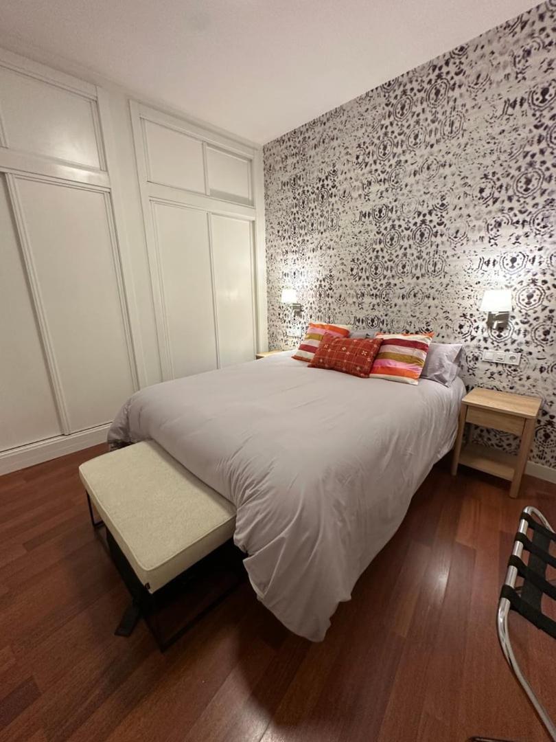 Stylish & Cozy 1br Steps From Royal Palace | By Airnest Apartment *