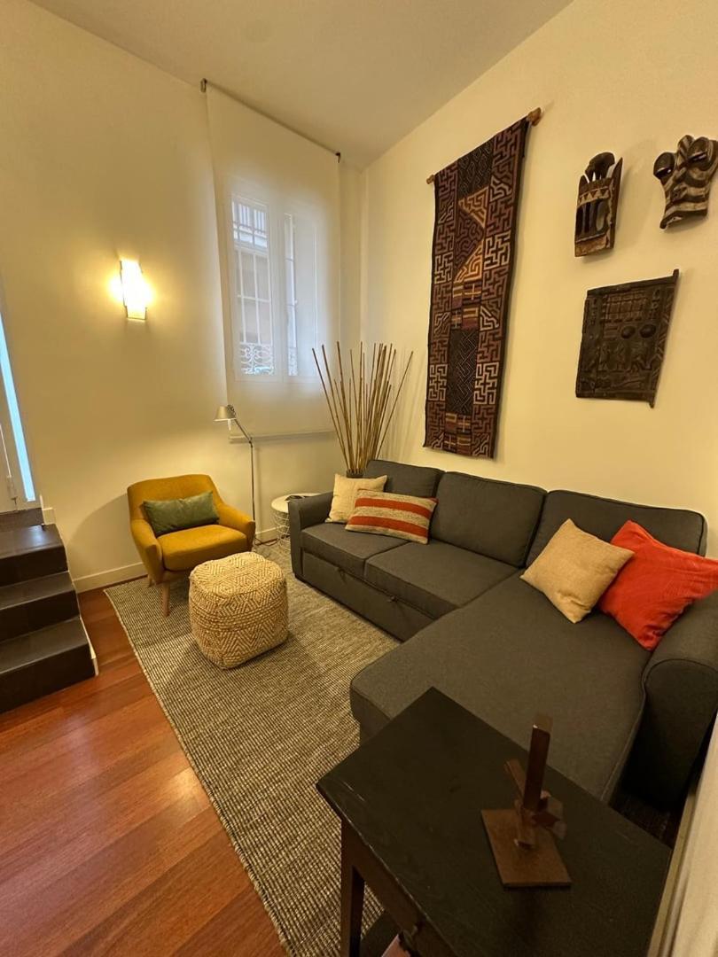 Stylish & Cozy 1br Steps From Royal Palace | By Airnest *