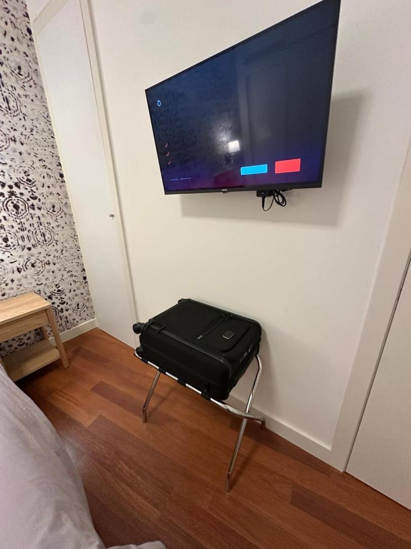 Stylish & Cozy 1br Steps From Royal Palace | By Airnest Apartment Madrid
