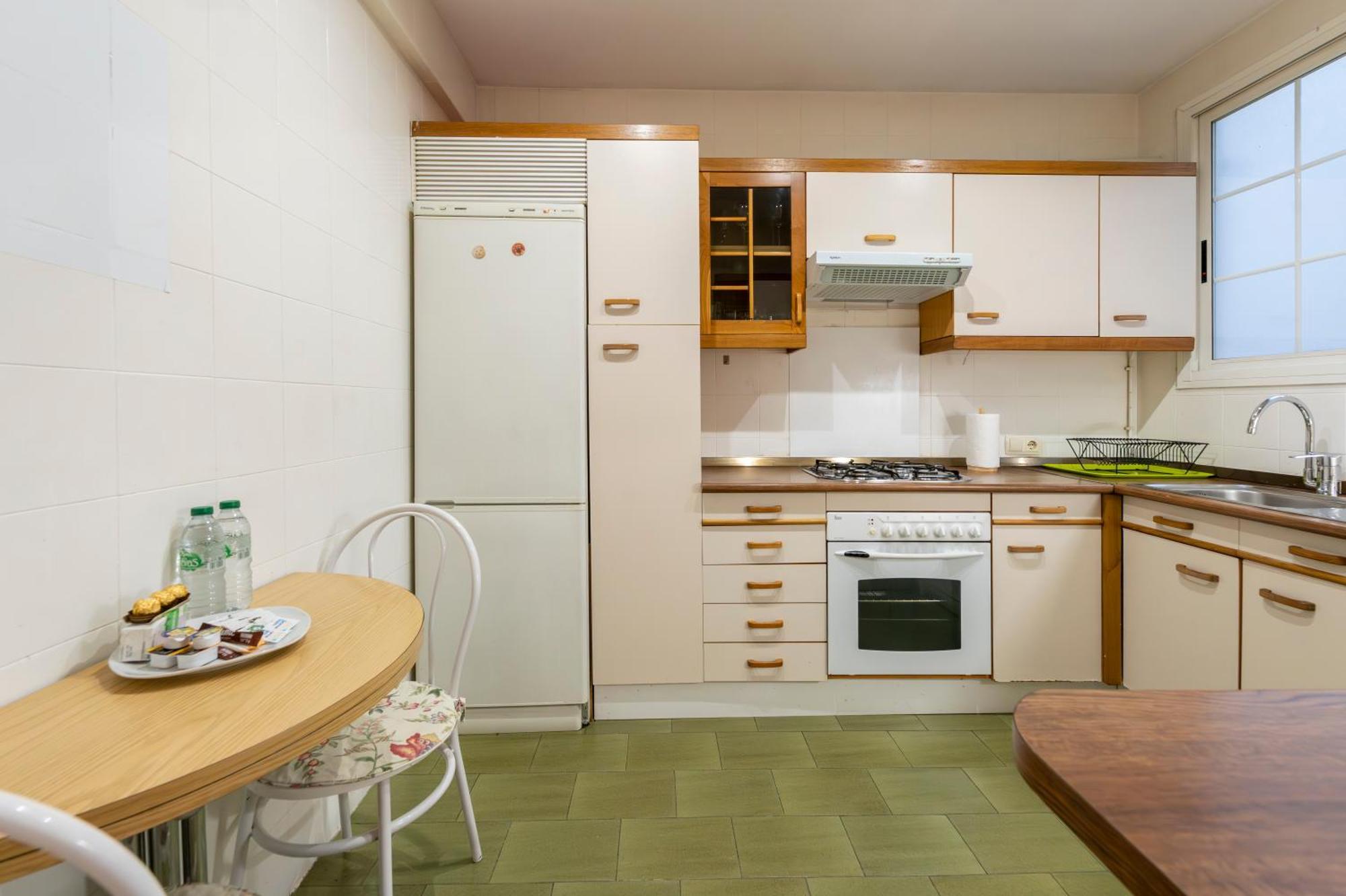 Temporary In The Salamanca Neighborhood Ava24 Apartment *