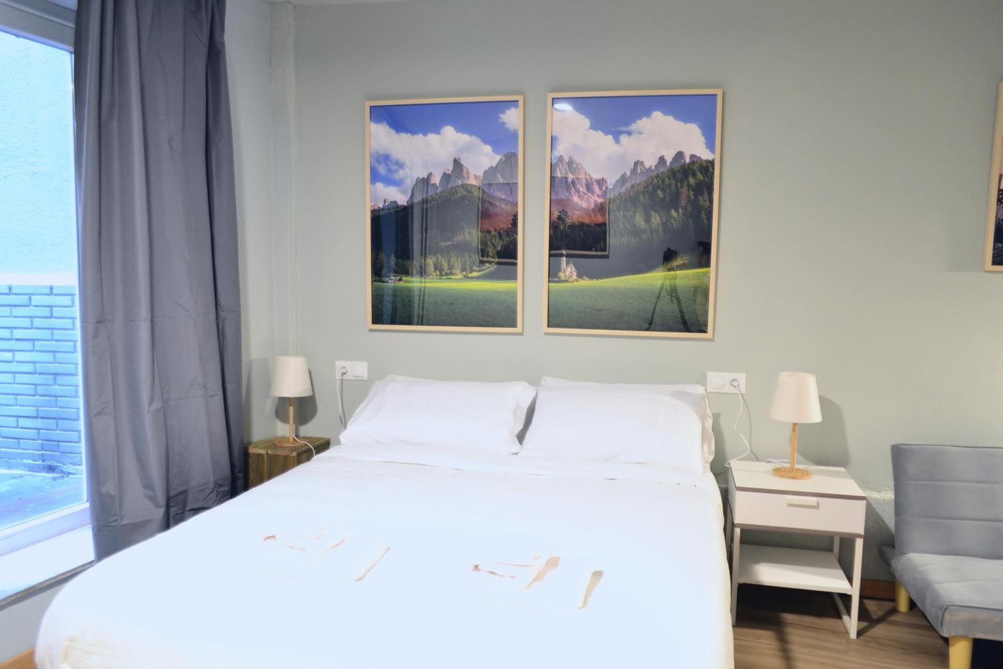 Amplio Prosperidad Apartment