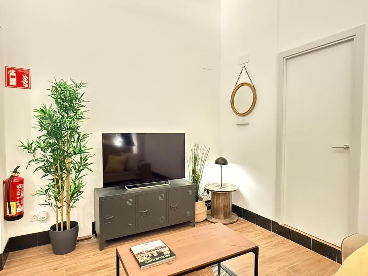 Boho Royal Retreat Steps From The Royal Palace Apartment Madrid