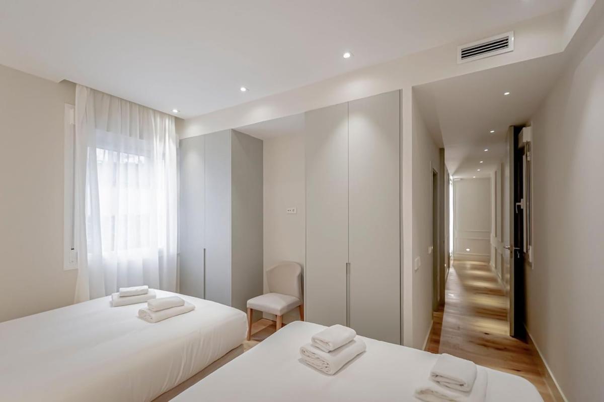 Stylish 5br Flat With Terrace Apartment *