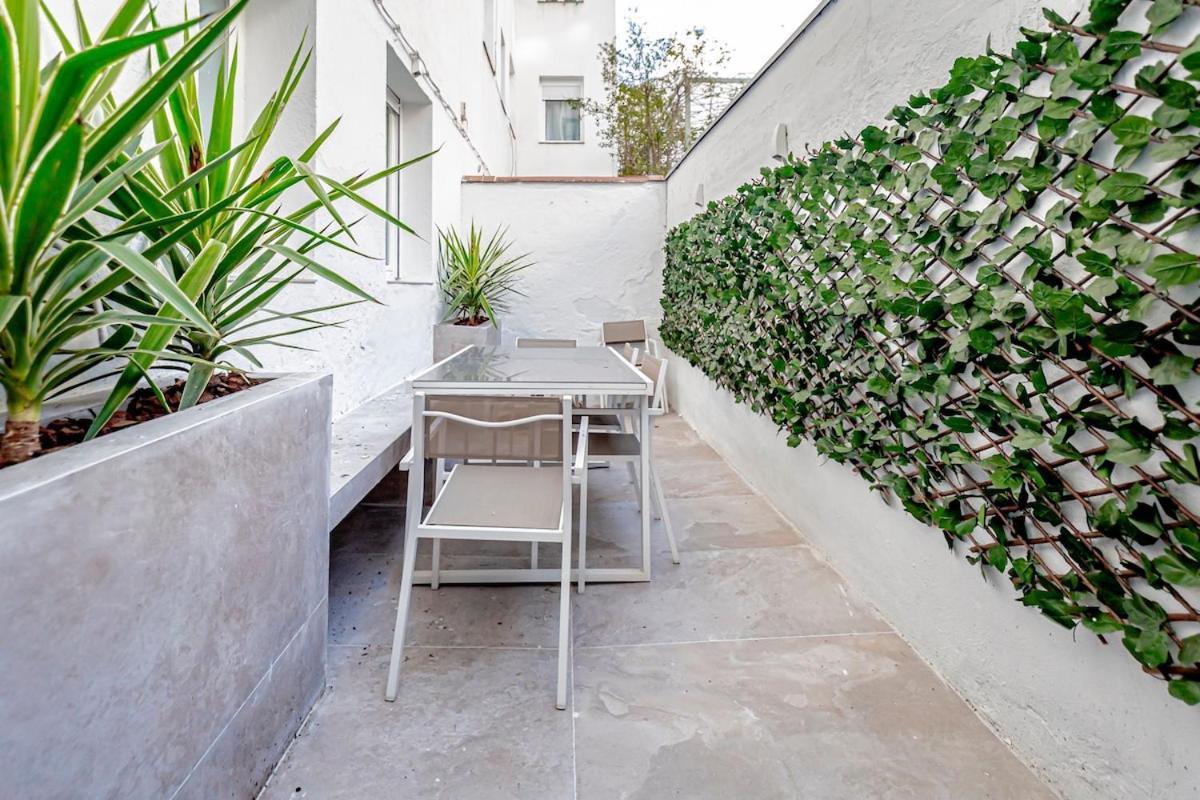 Stylish 5br Flat With Terrace Apartment *