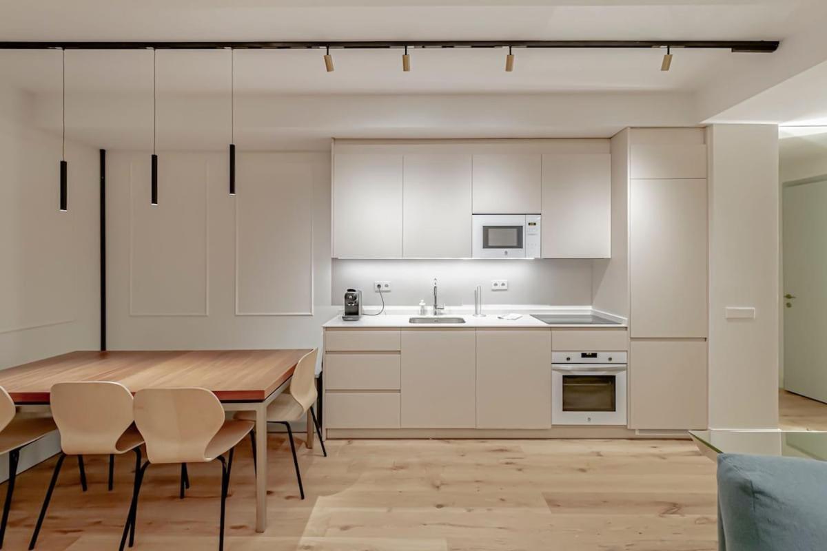 Apartment Stylish 5br Flat With Terrace Madrid