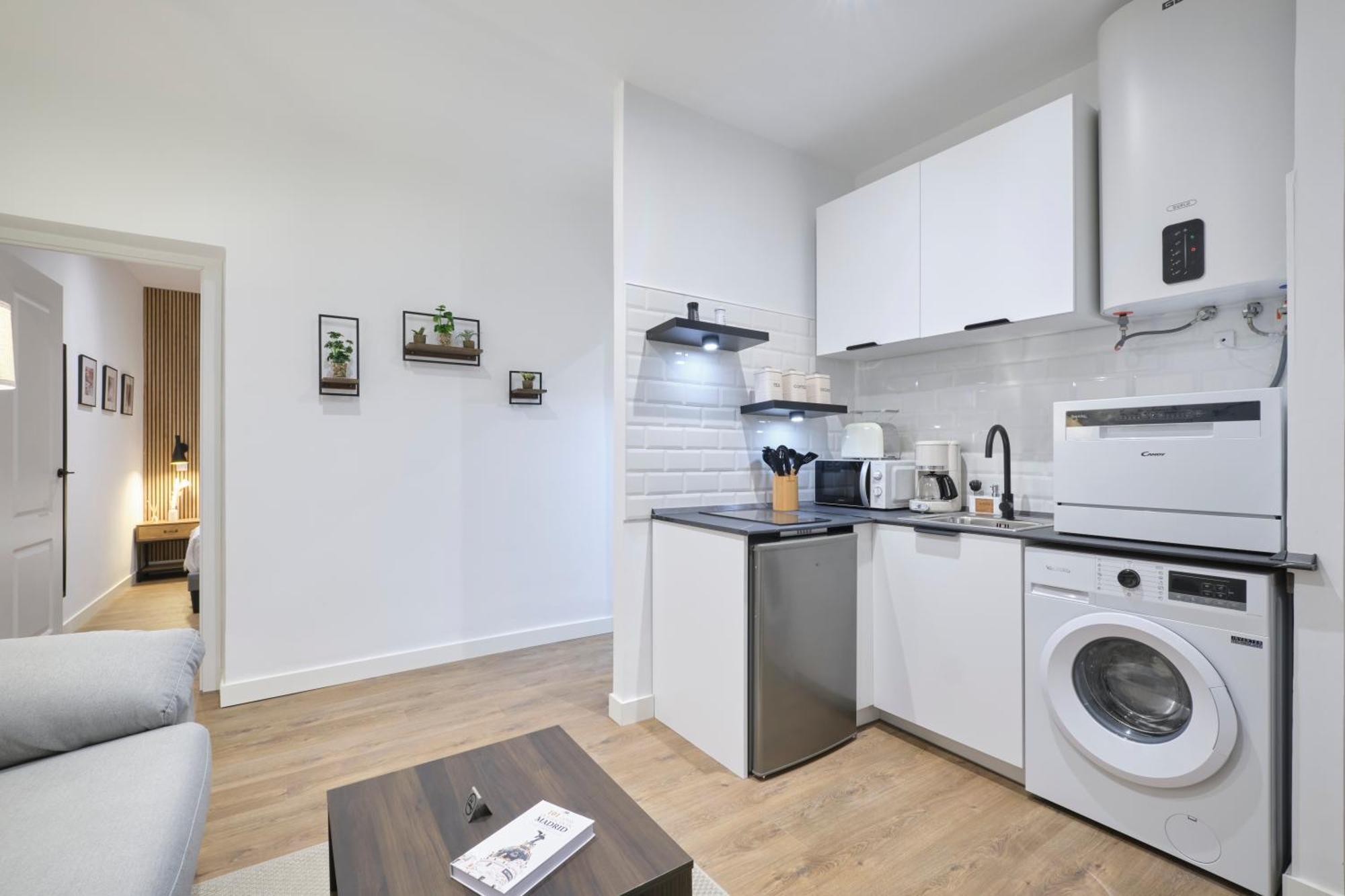 Lovely - Completo En Excelente Ubicacion En Apartamento *