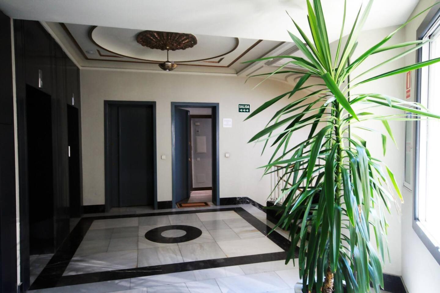 Atico En La Gran Via Con Terraza Apartamento