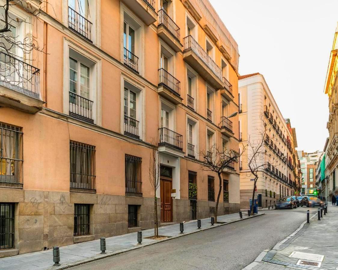 Apartment Lovely - Apartasuite Completo En Excelente Ubicacion En Madrid