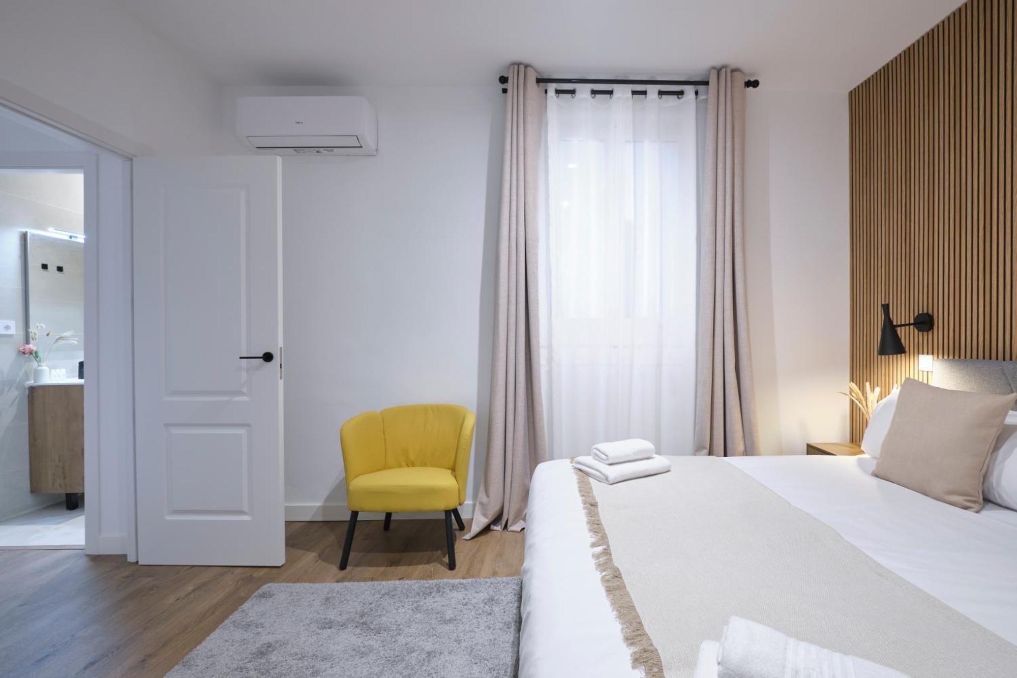 Lovely - Apartasuite Completo En Excelente Ubicacion En *