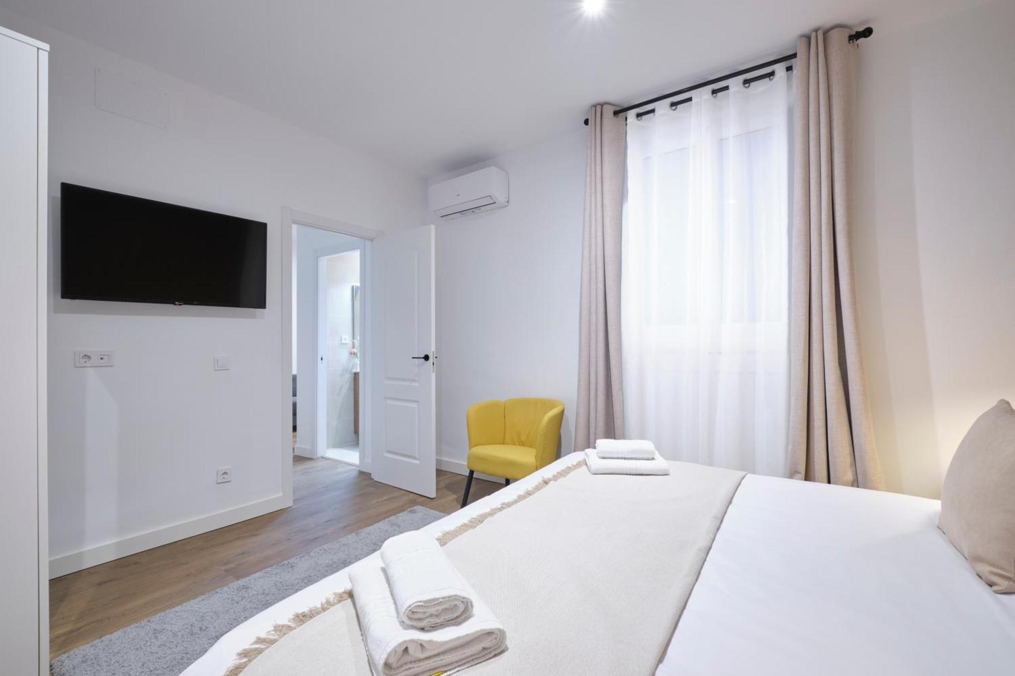 Lovely - Apartasuite Completo En Excelente Ubicacion En Apartment