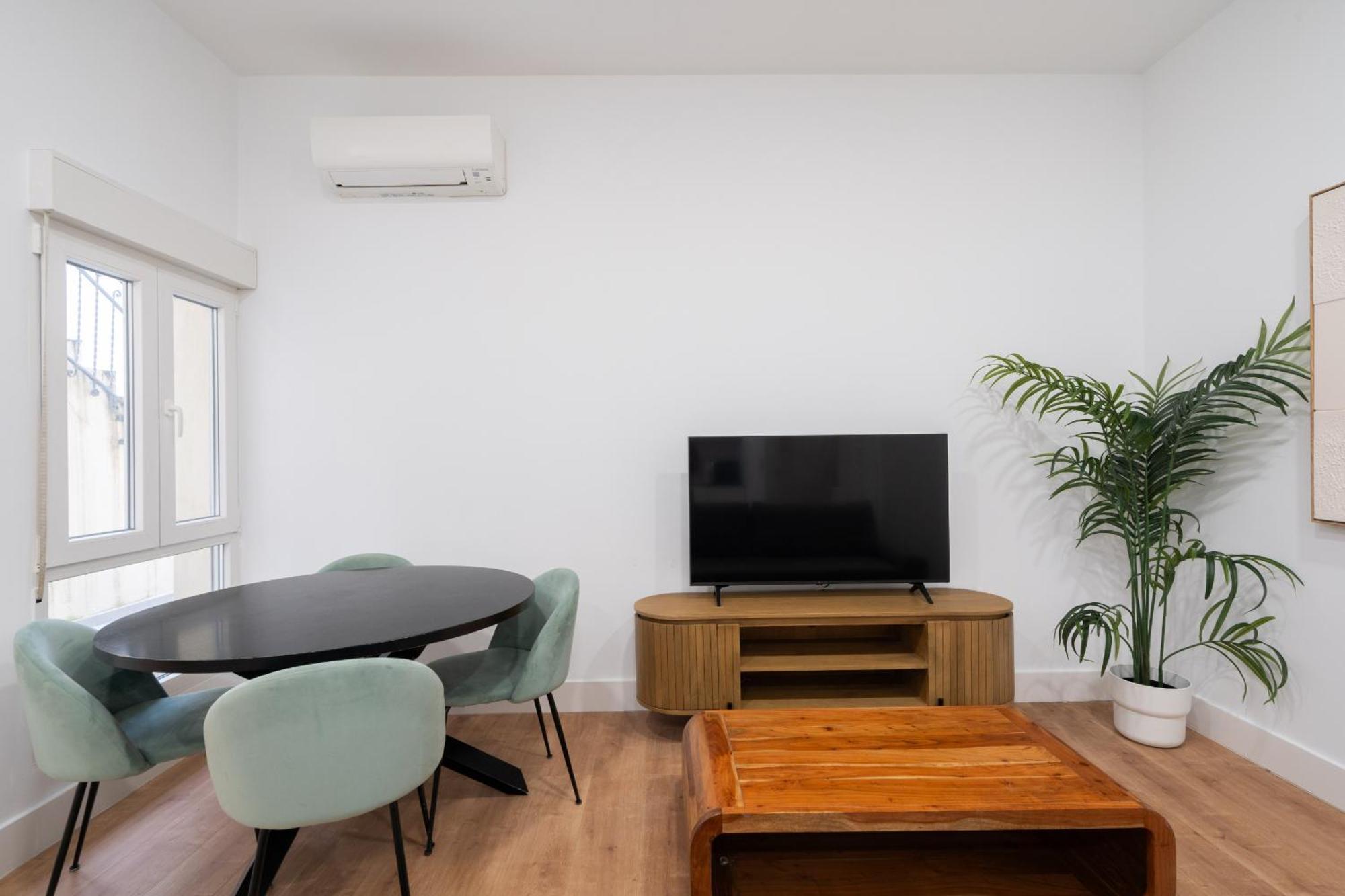 Apartamento Reformados En Metro Pacifico Alquiler Temporal Madri