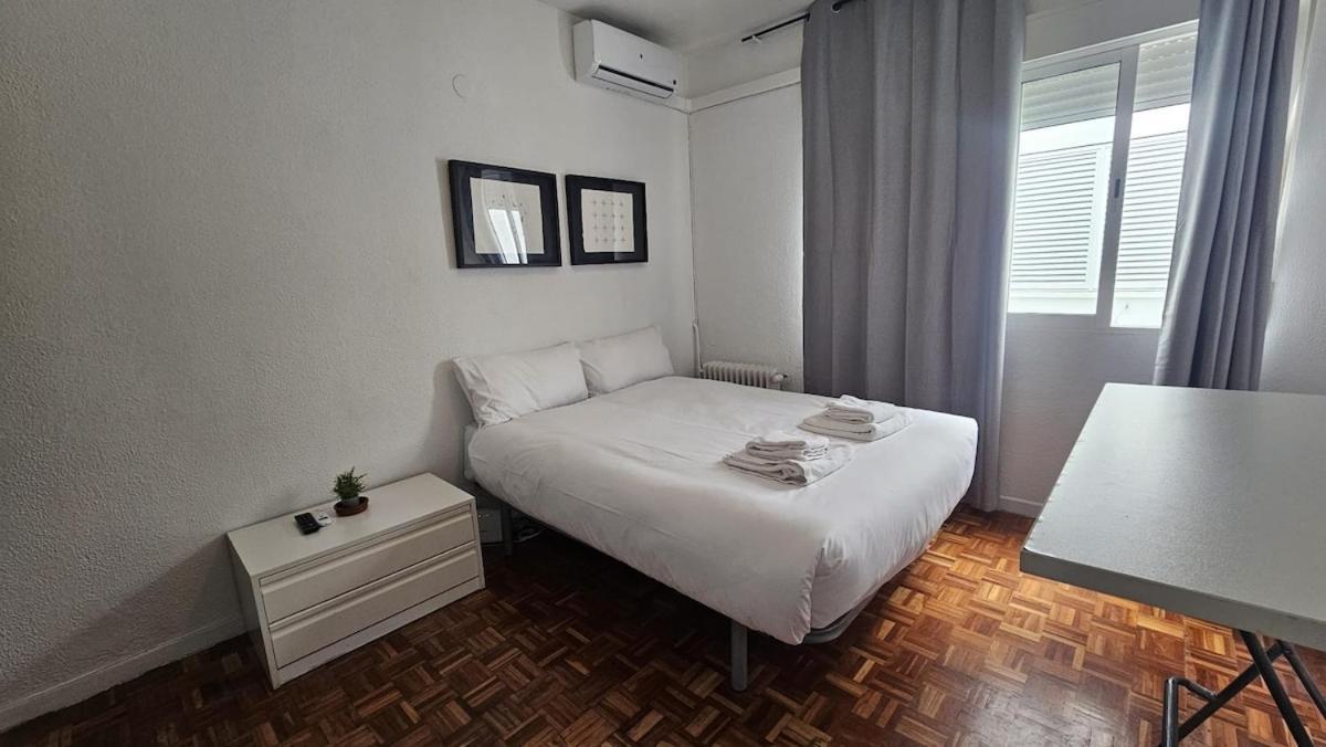 Estudio En Gran Via Centro Apartment *