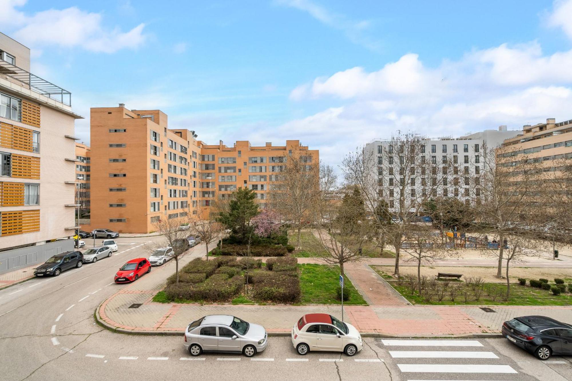 En Tablas Con Garaje Y Piscina Alquiler Temporal Apartment Madrid