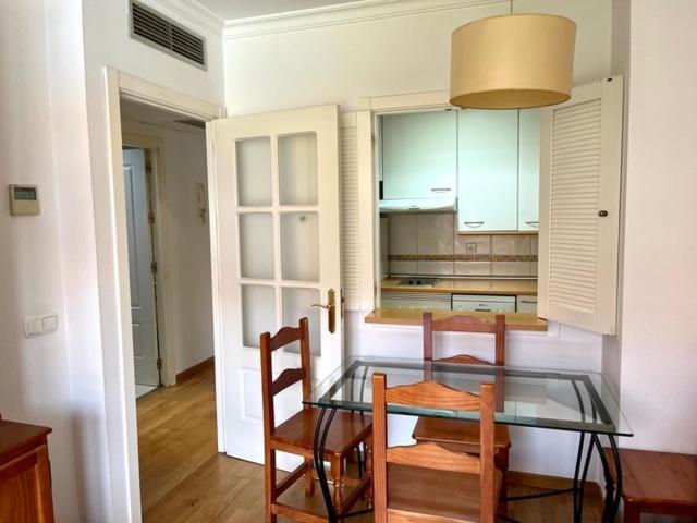 Apartamento Completo Tranquilo 2 Cerca Del Estadio Metropolitano De Ifema Recinto Ferial Y Del Aeropuerto De Madrid