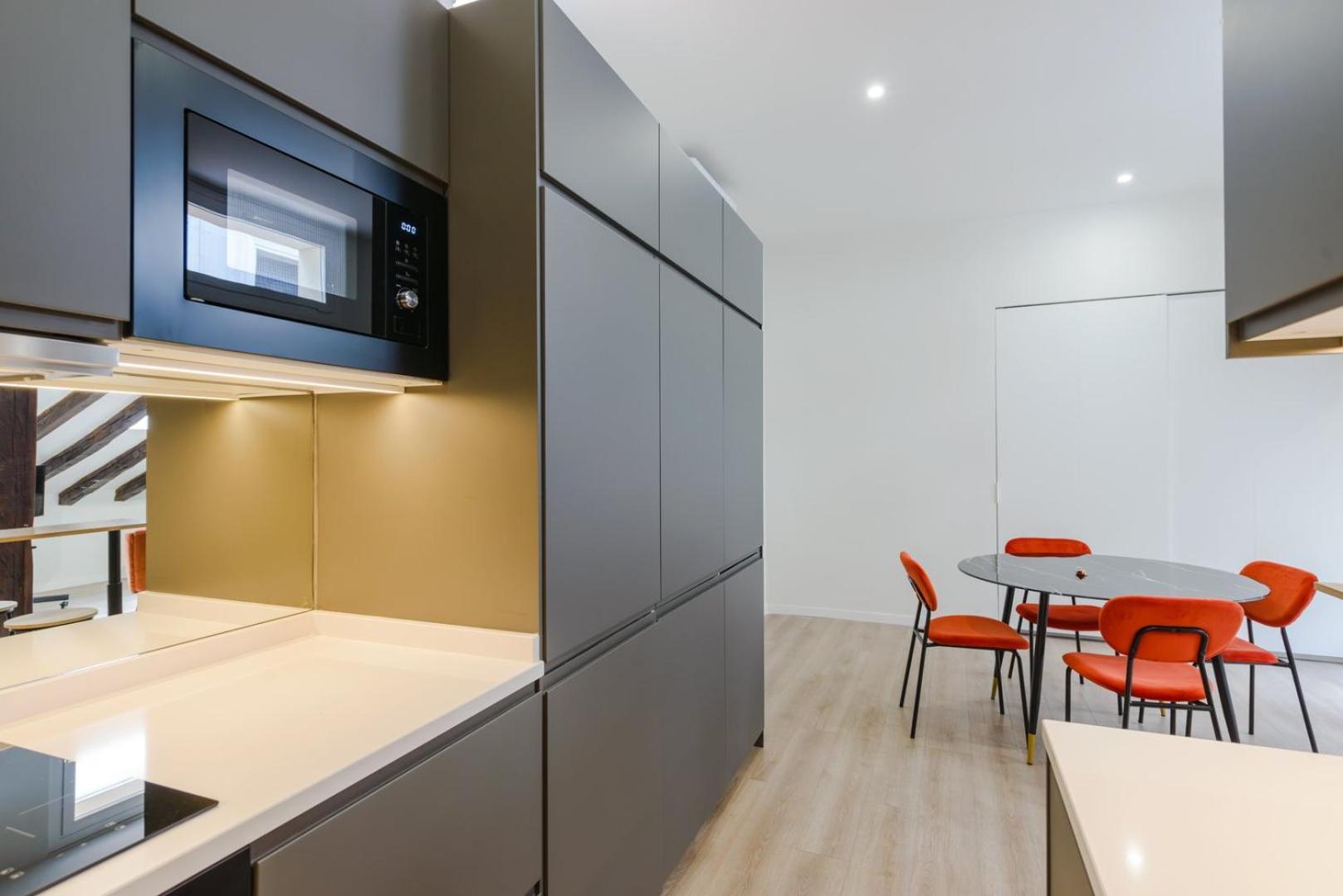 Guestready - Industrial Gem Near Plaza De Espana Apartment Madrid