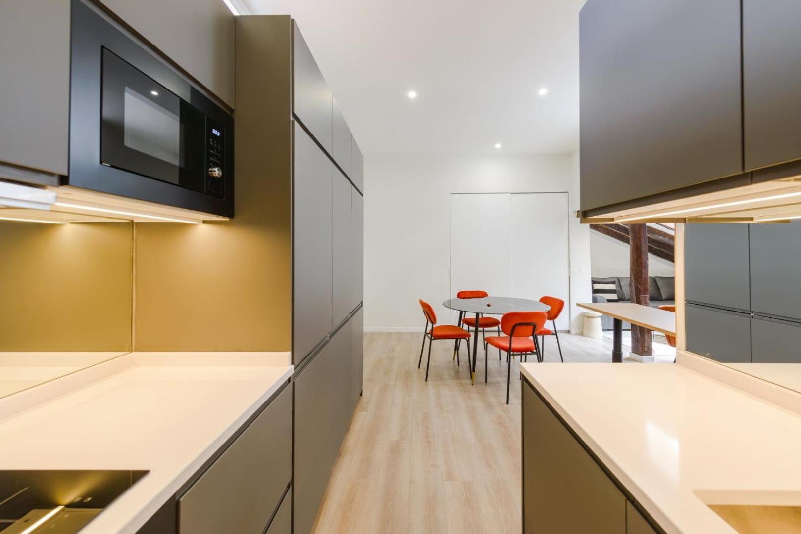 Guestready - Industrial Gem Near Plaza De Espana Apartment