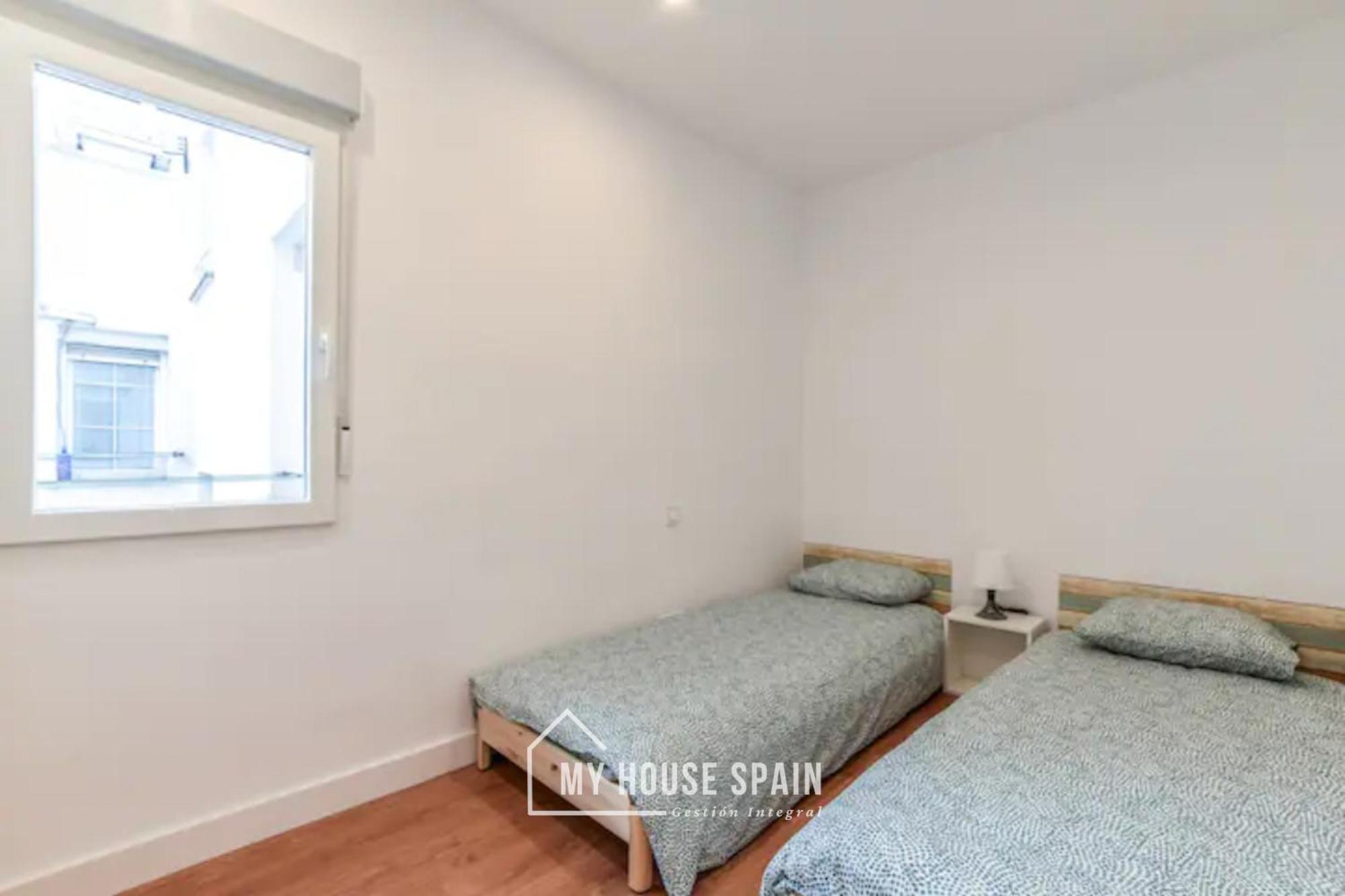 Apartment Myhousespain - Moderno Piso En Embajadores Madrid