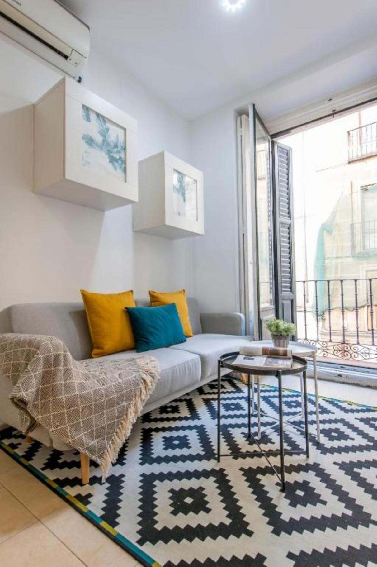 Apartment Ah - Madrid De Los Austrias - Confort Moderno Y Ambiente Calido