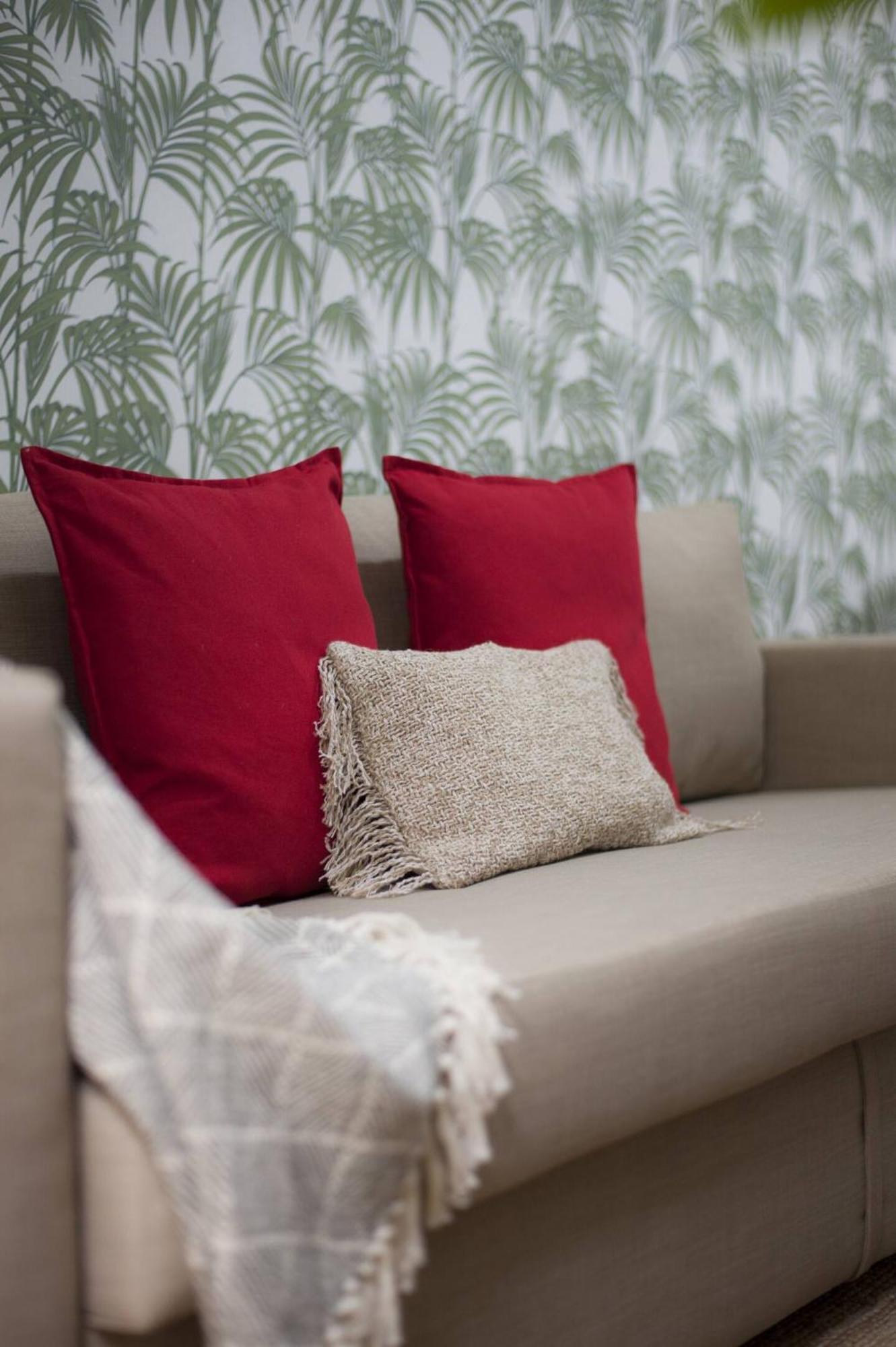 De Austrias - Your Refuge In La Latiina Apartment *
