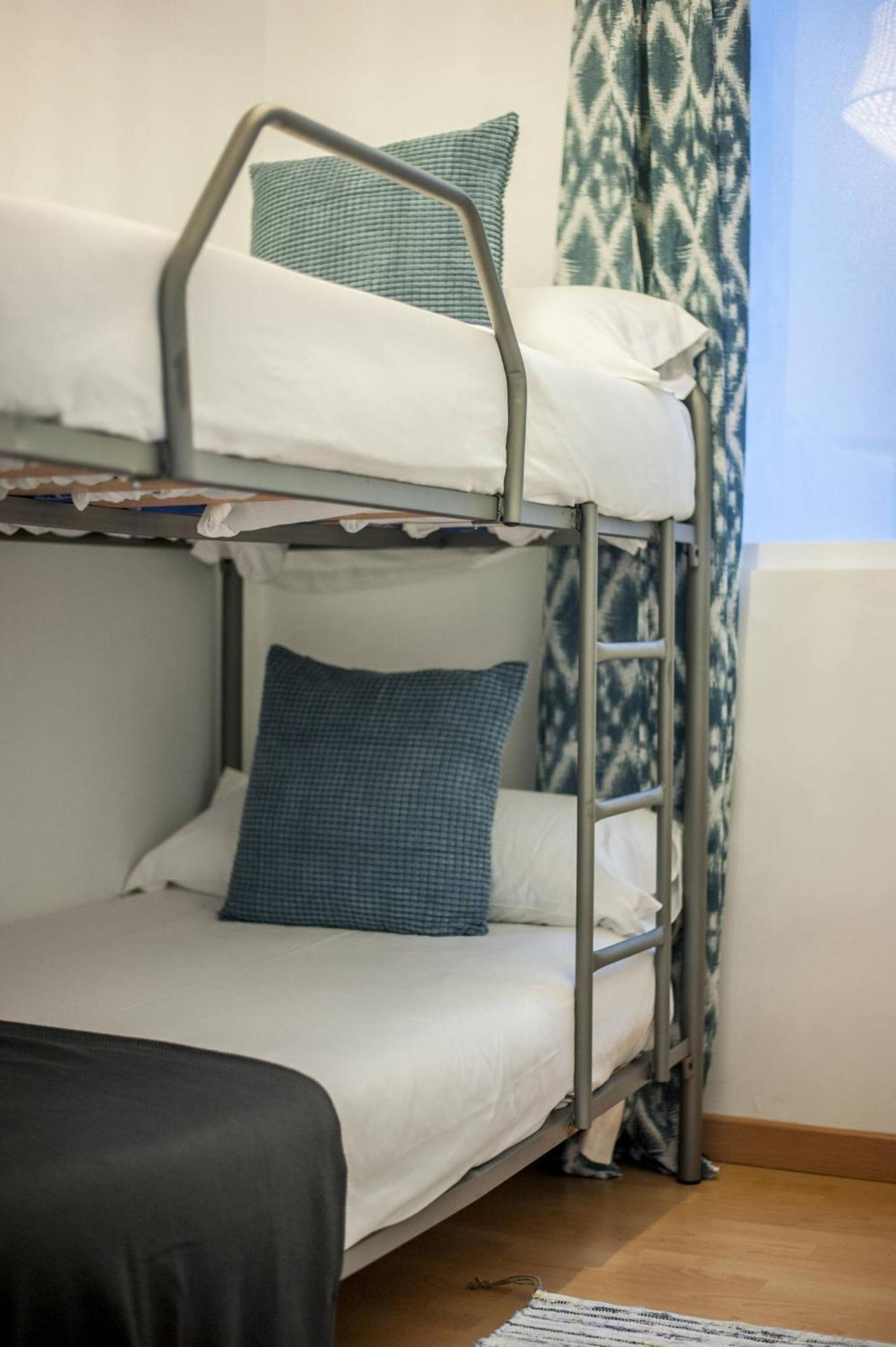 De Austrias - Your Refuge In La Latiina Apartment *