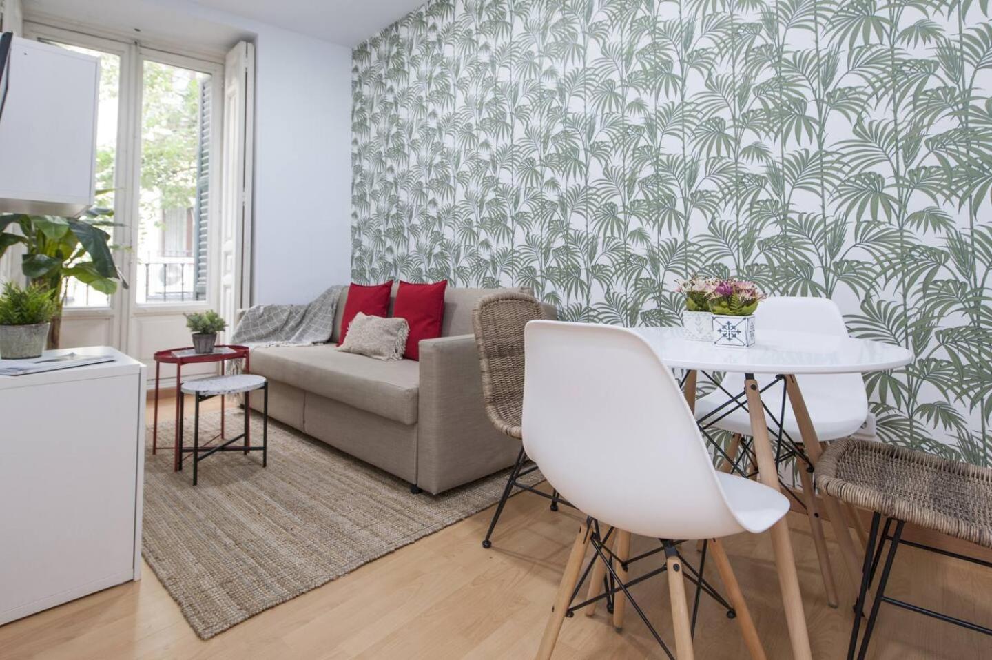 Apartment De Austrias - Your Refuge In La Latiina Madrid