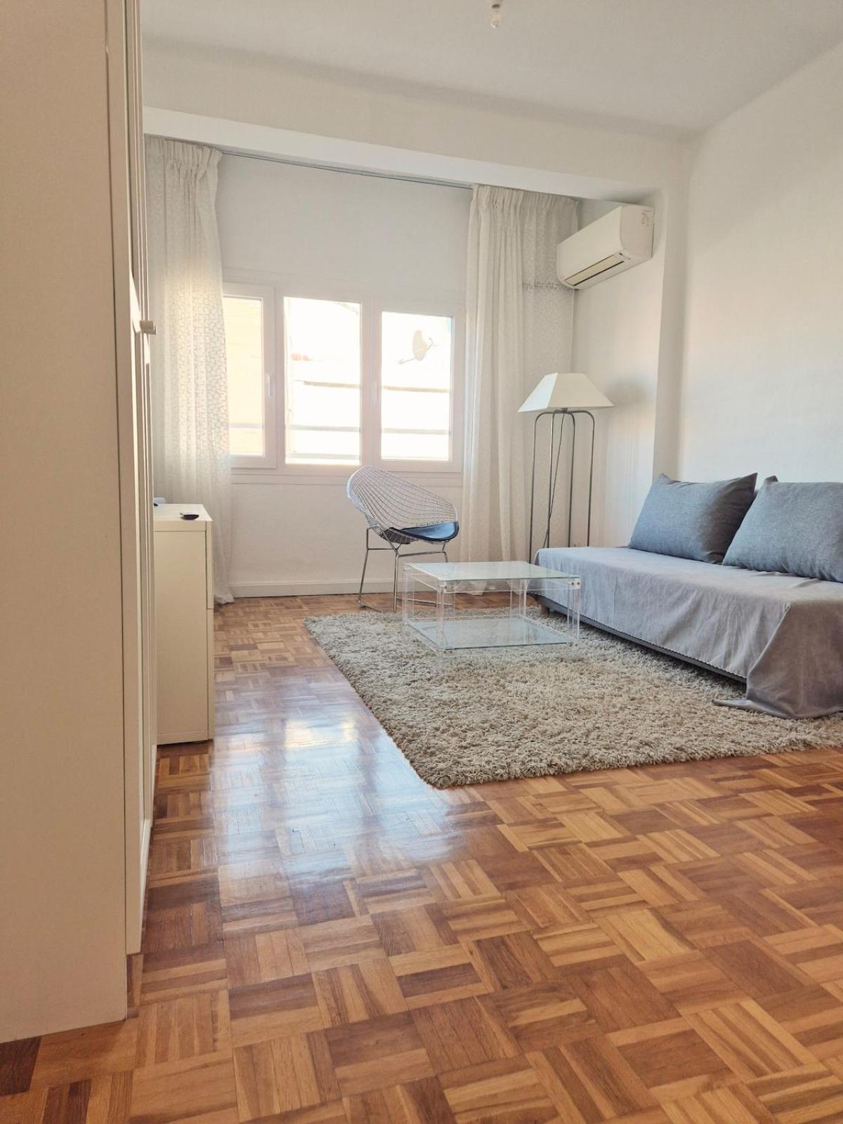 Designer's In Privileged Location - Marques Apartment *