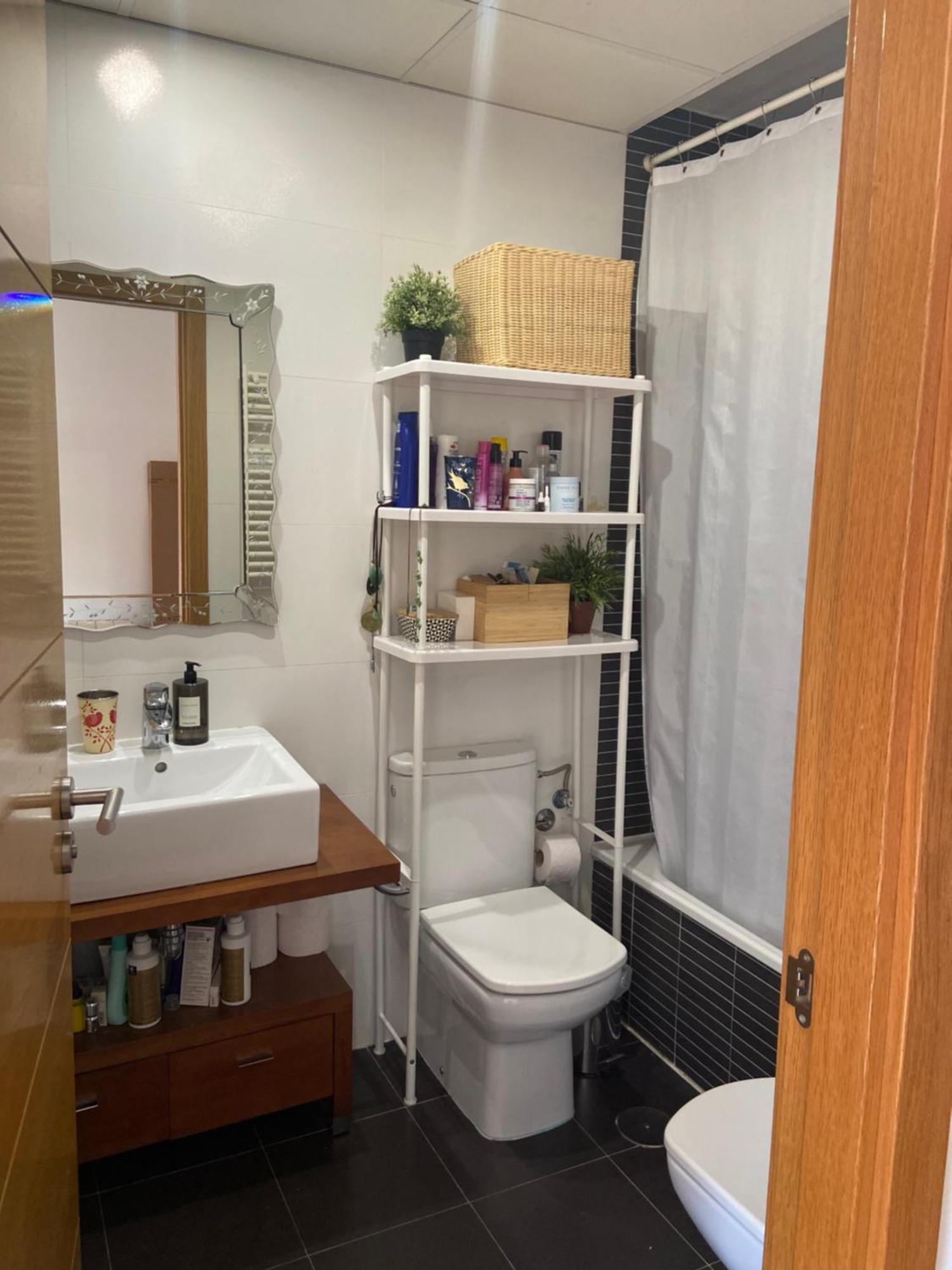 Apartamento-estudio Con Jardin Privado *