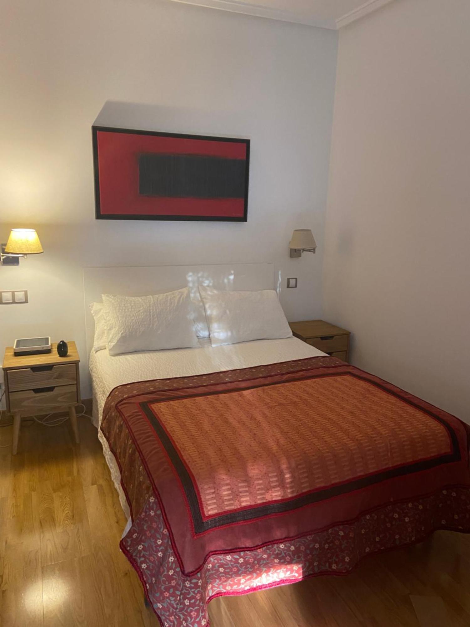 Apartamento-estudio Con Jardin Privado Madrid