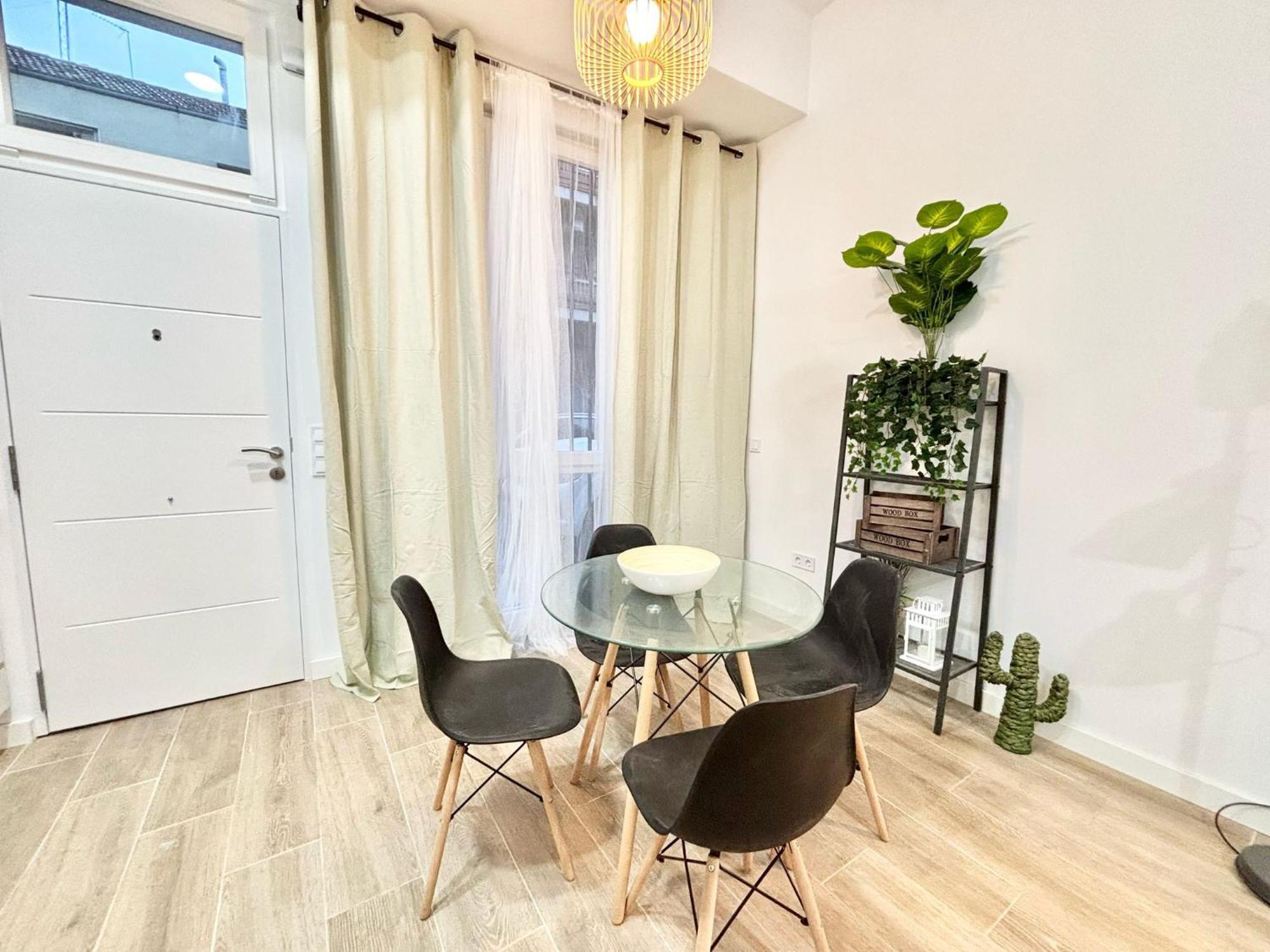 Apartment Amch Renfe Asamblea De 01 *