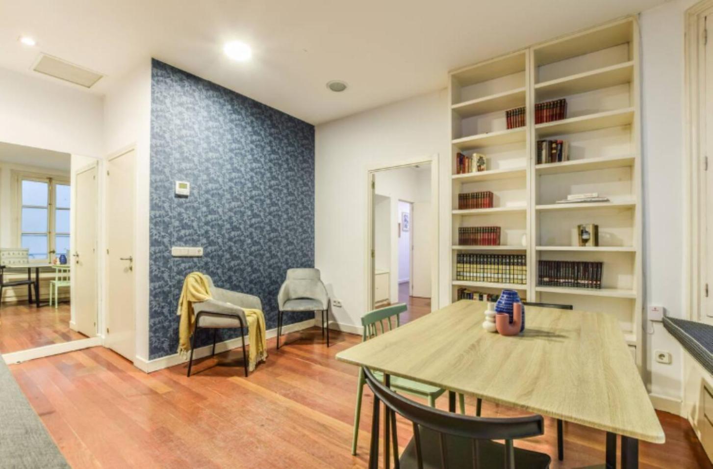 Your Ideal In Fuencarral - Modern And Comfortable Apartment