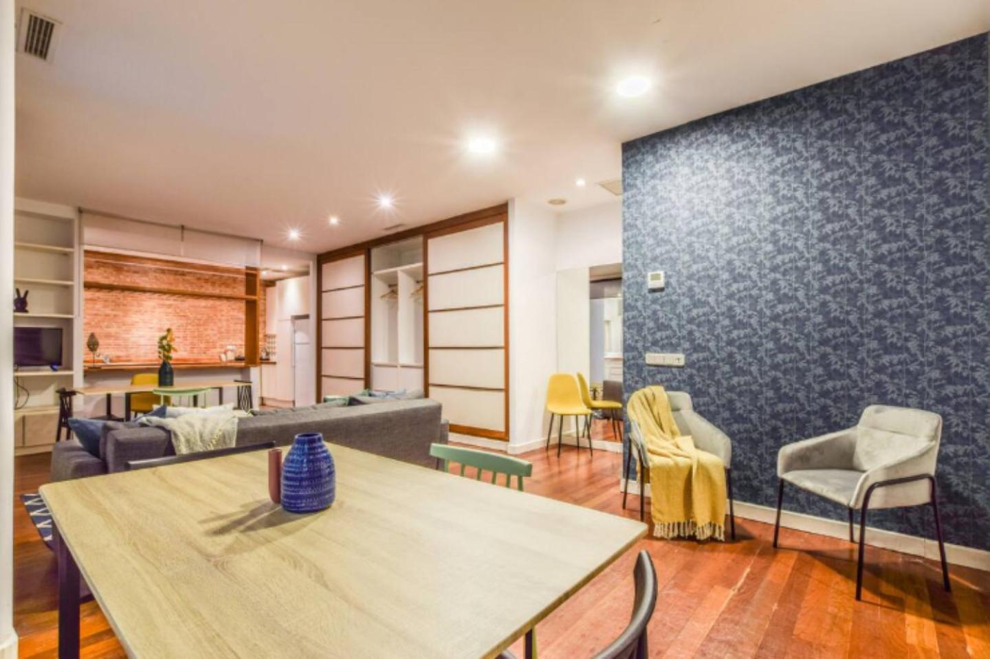 Your Ideal In Fuencarral - Modern And Comfortable Apartment