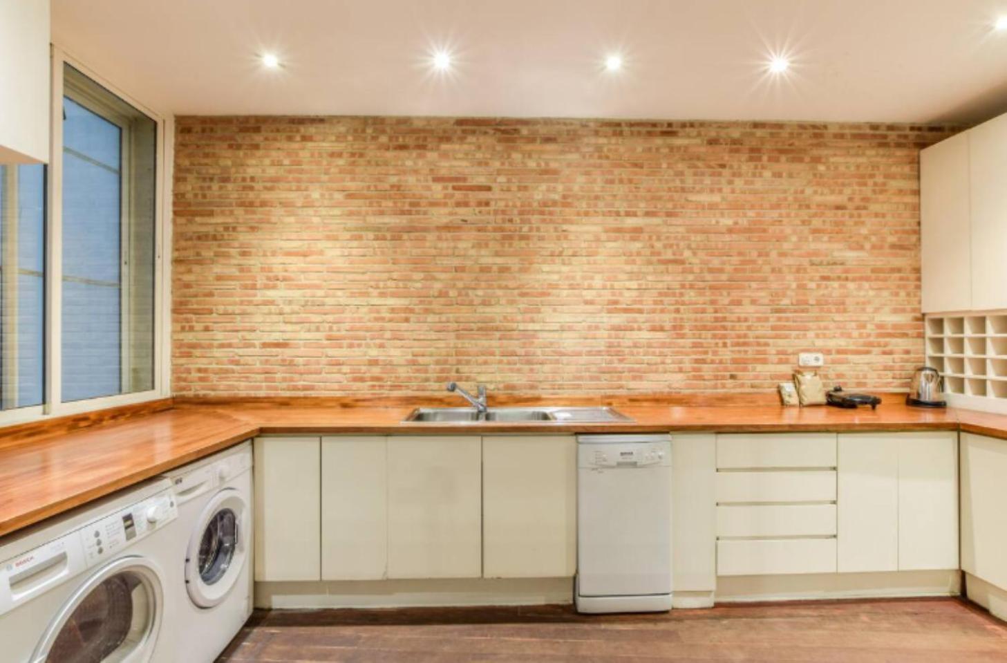 Your Ideal In Fuencarral - Modern And Comfortable Madrid
