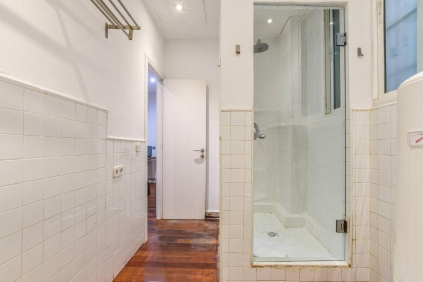 Your Ideal In Fuencarral - Modern And Comfortable Apartment