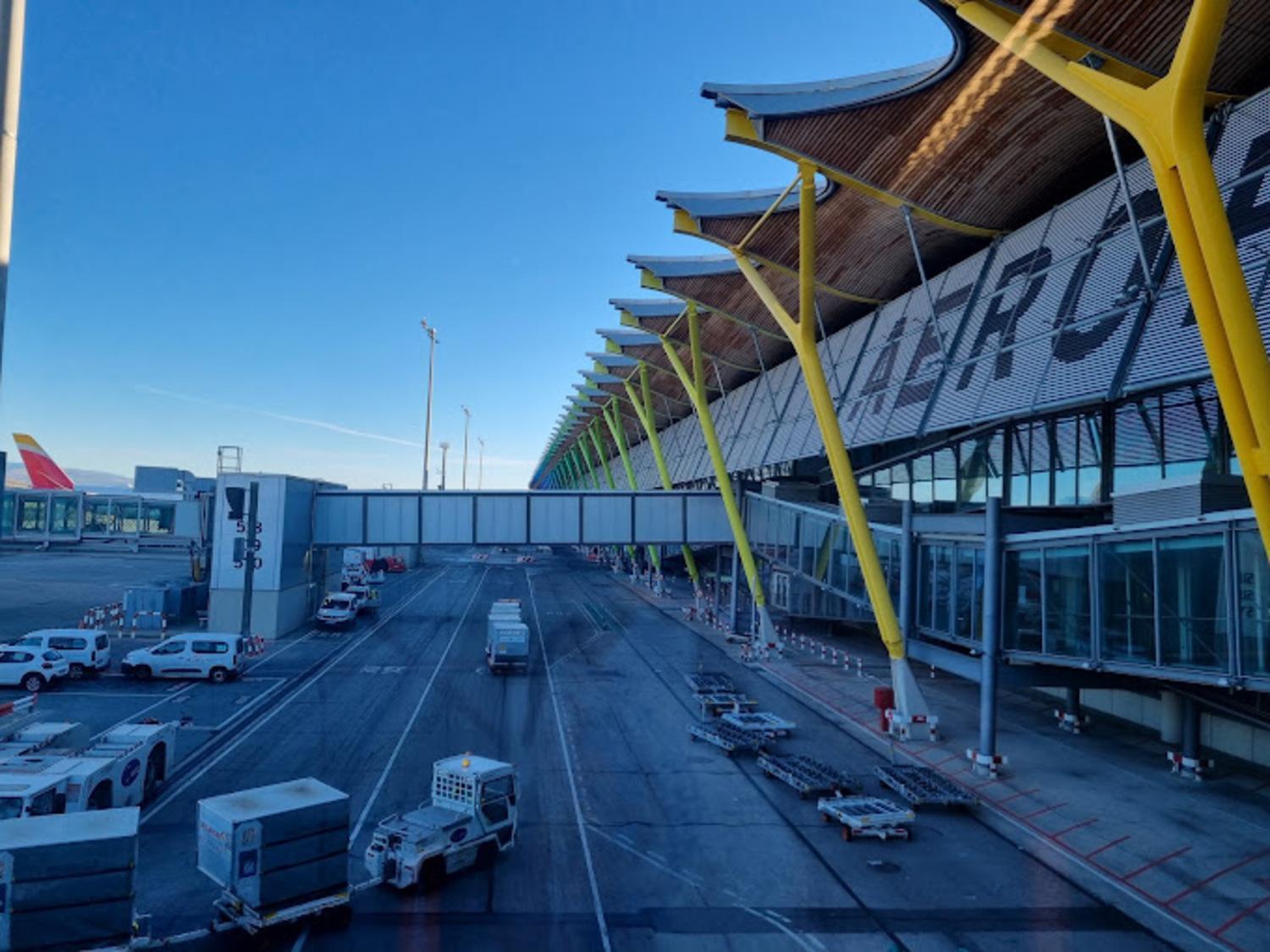 Ifema-aeropuerto Apartment *