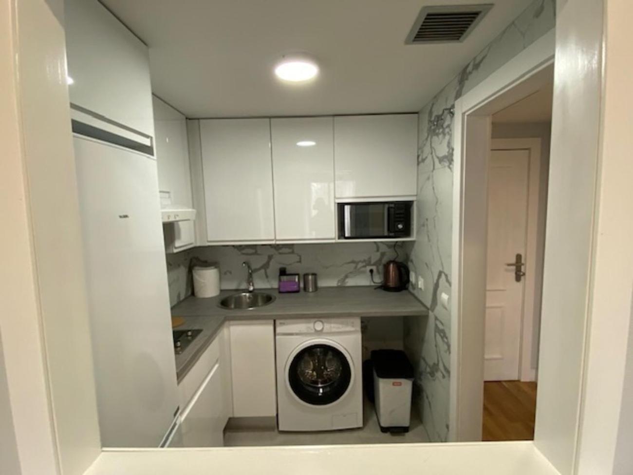 Ifema-aeropuerto Apartment *