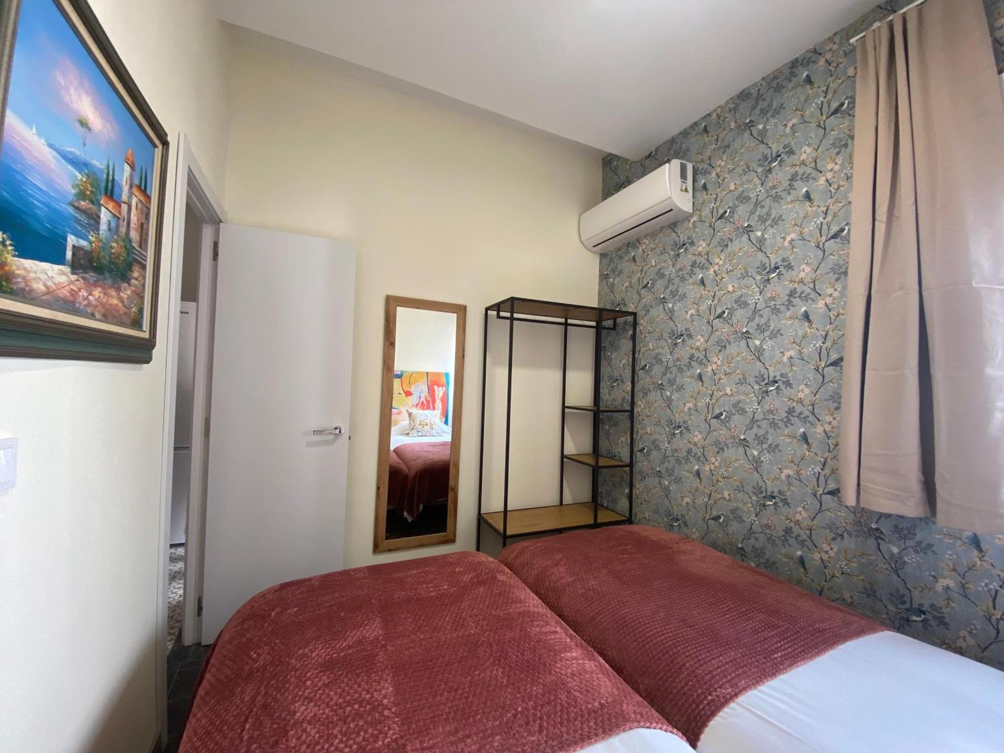 Apartment Relojeros *