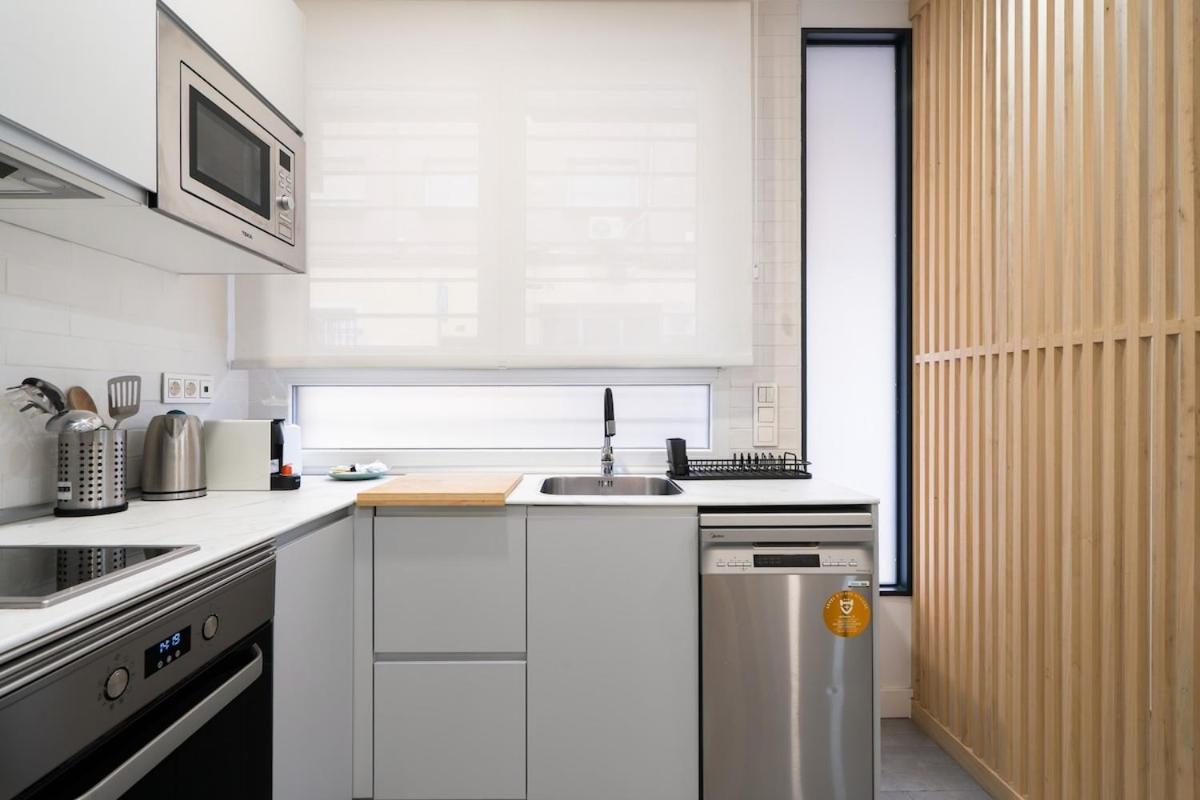 Cozy 2a In Ciudad Lineal For 4 Pax - Zigia A