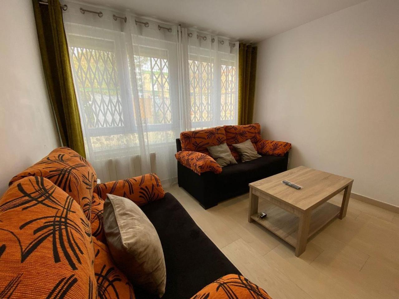 Apartment Doble Con Tv65 *