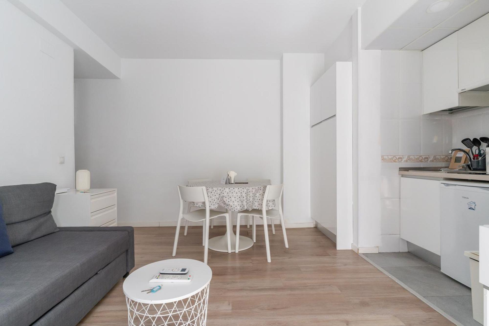 Cozy - 1bedroom 1bathroom -sol Apartment Madrid
