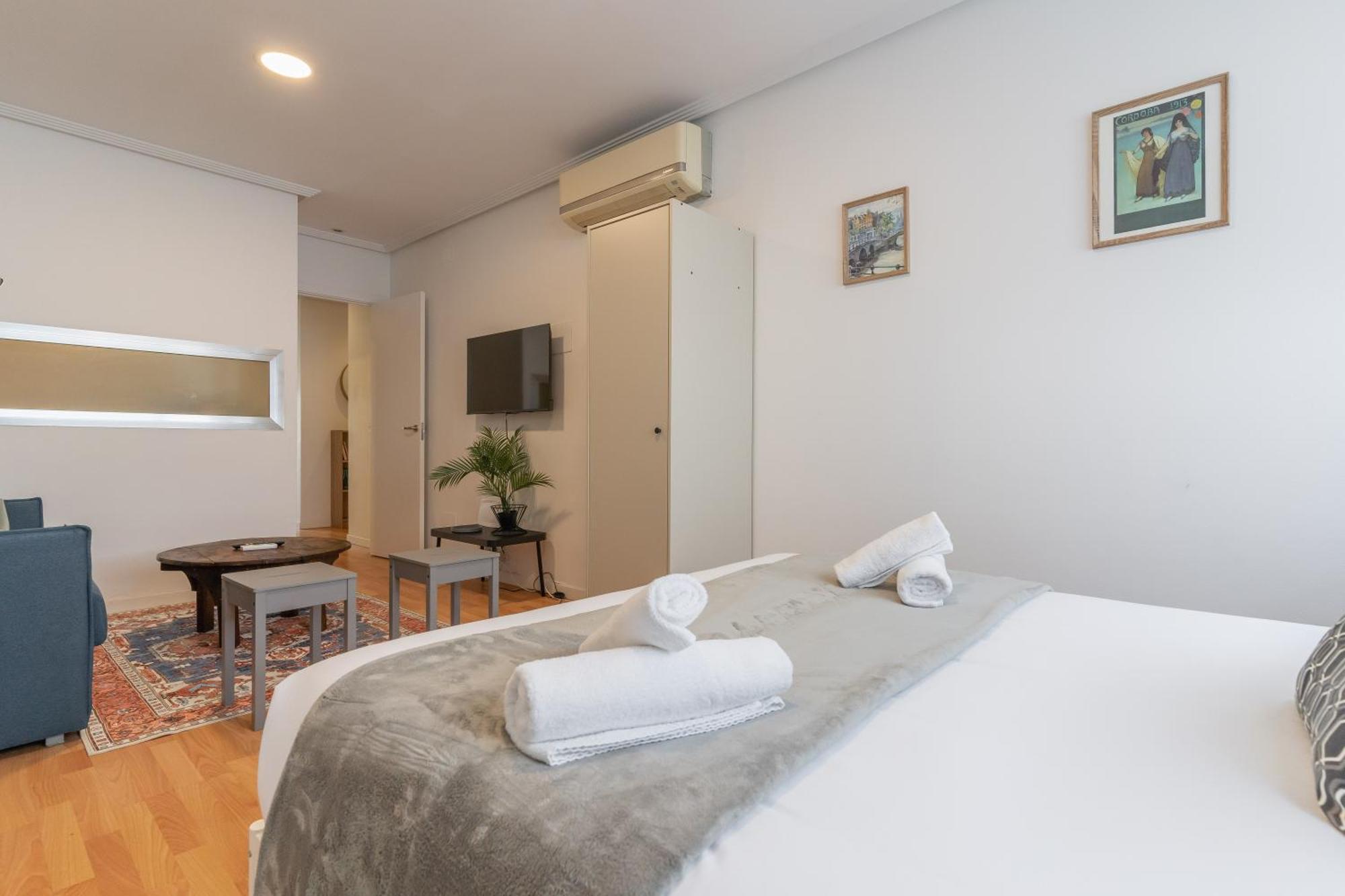 Cozy With Pool -1bedroom 1bathroom-bernabeu *