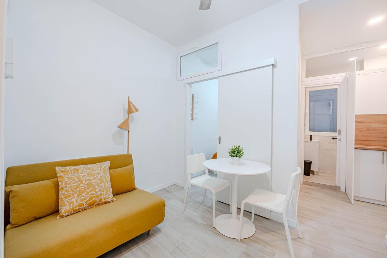 La Latina Gem Seasonal Apartment