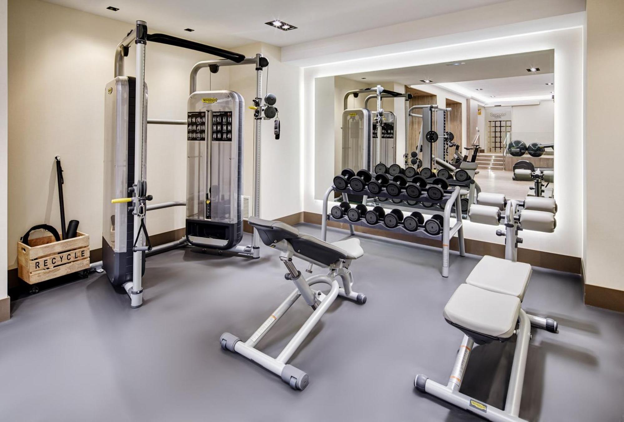 Hotel Sercotel Gran Conde Duque 4*