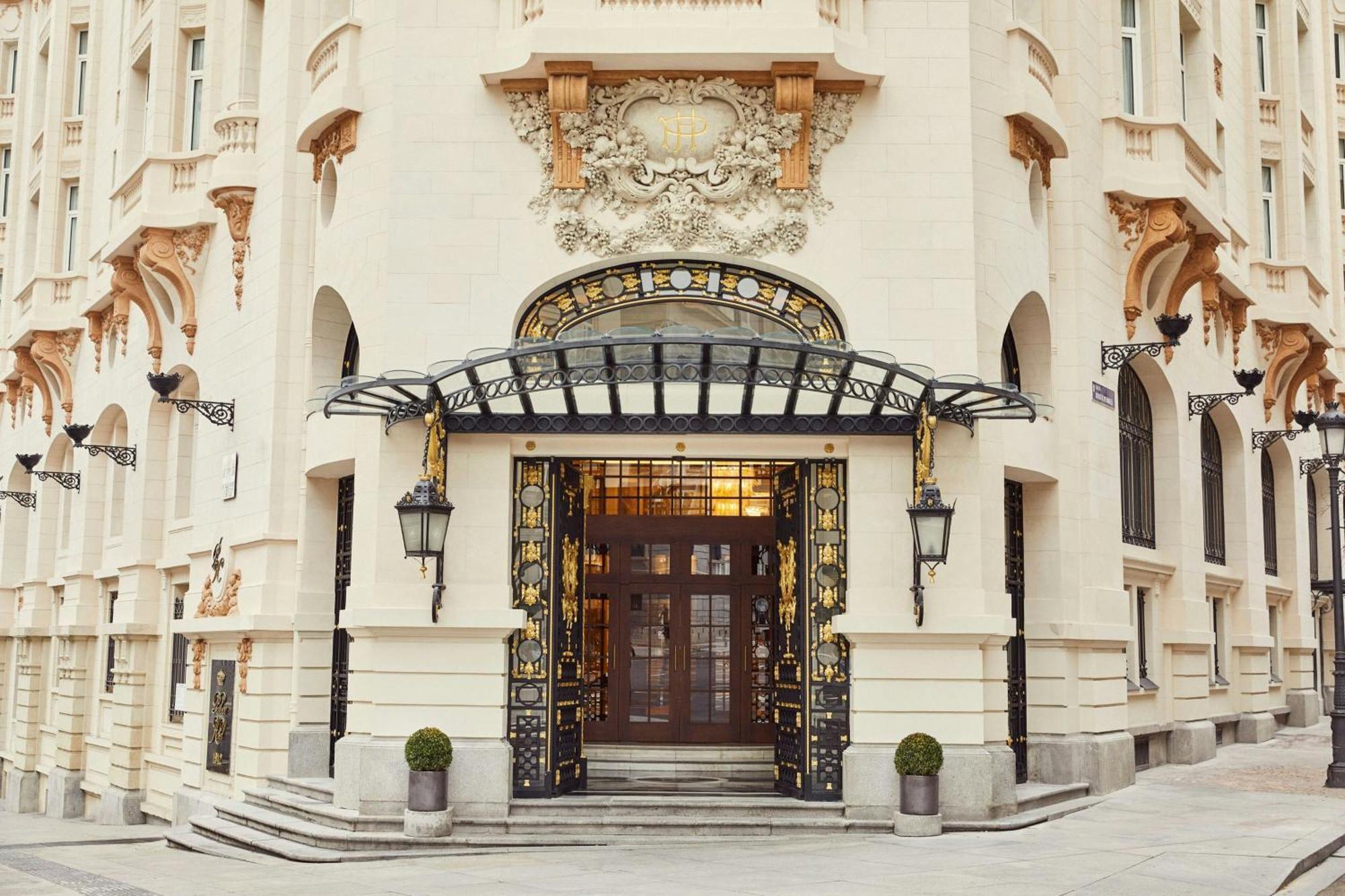The Palace, A Luxury Collection Hotel, Hotel 5*