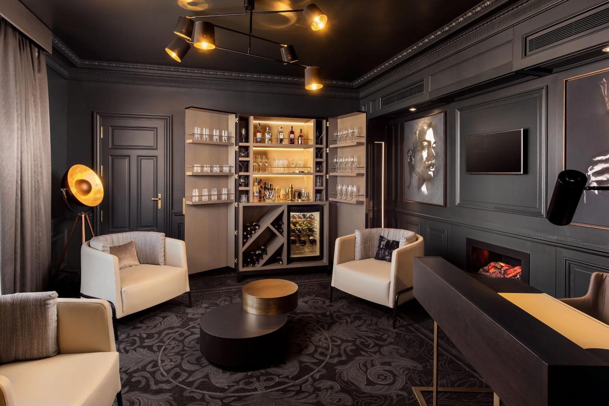 The Palace, A Luxury Collection Hotel,