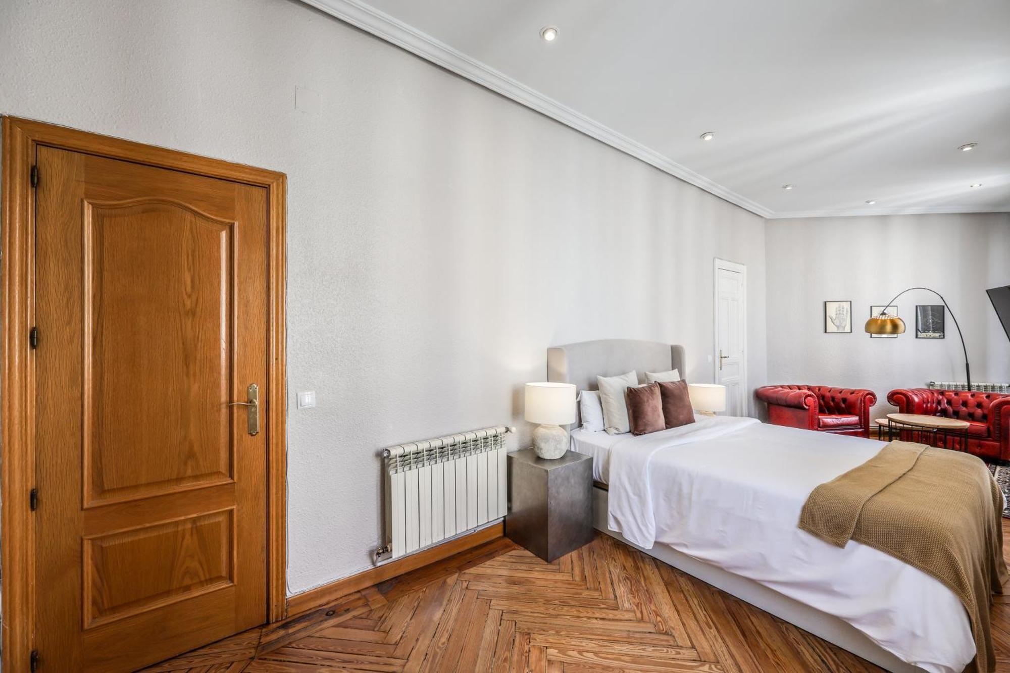 Apartamento Amazinn Places Plaza Canalejas I *