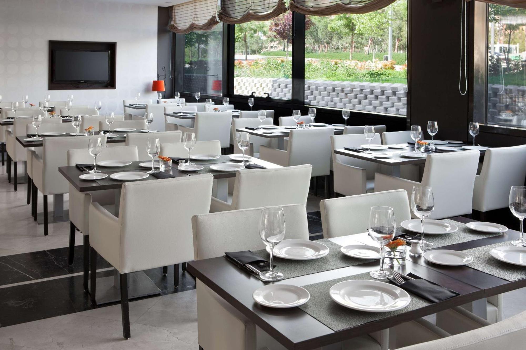 Nh Ribera Del Manzanares Hotel Madrid
