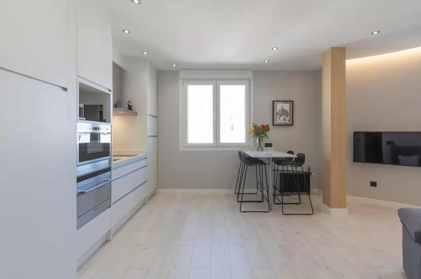 Gran Via Apartment *