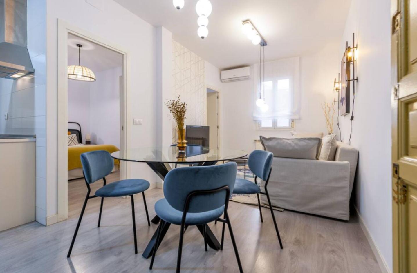 Chic Atocha Loft - Perfect Location And Style Apartment Madrid