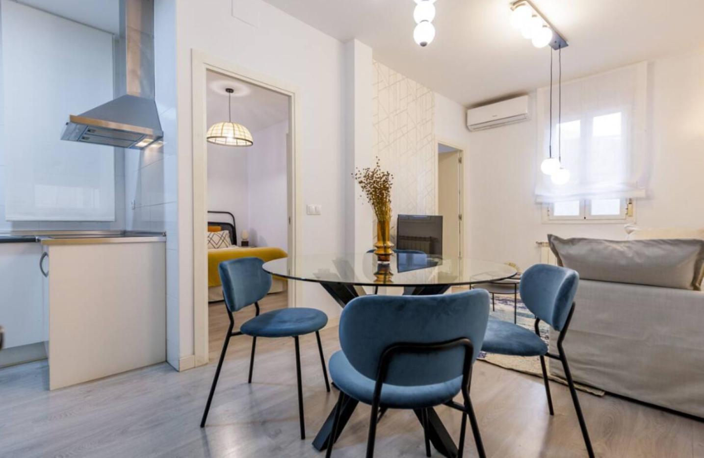 Chic Atocha Loft - Perfect Location And Style